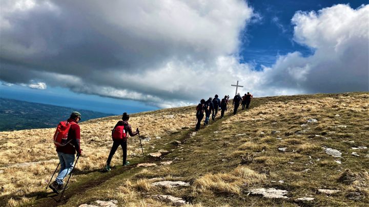 Escursione al Monte Girella dalla Croce di Corano - Trekkinguide