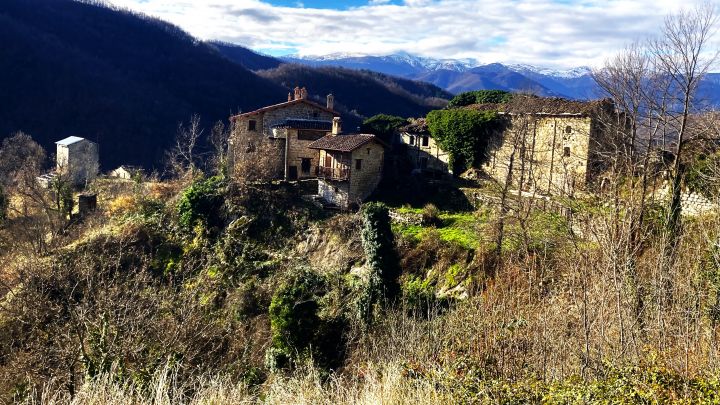 Escursione anello dei Borghi: Leofara- Laturo- Settecerri- La Cordella - Trekkinguide